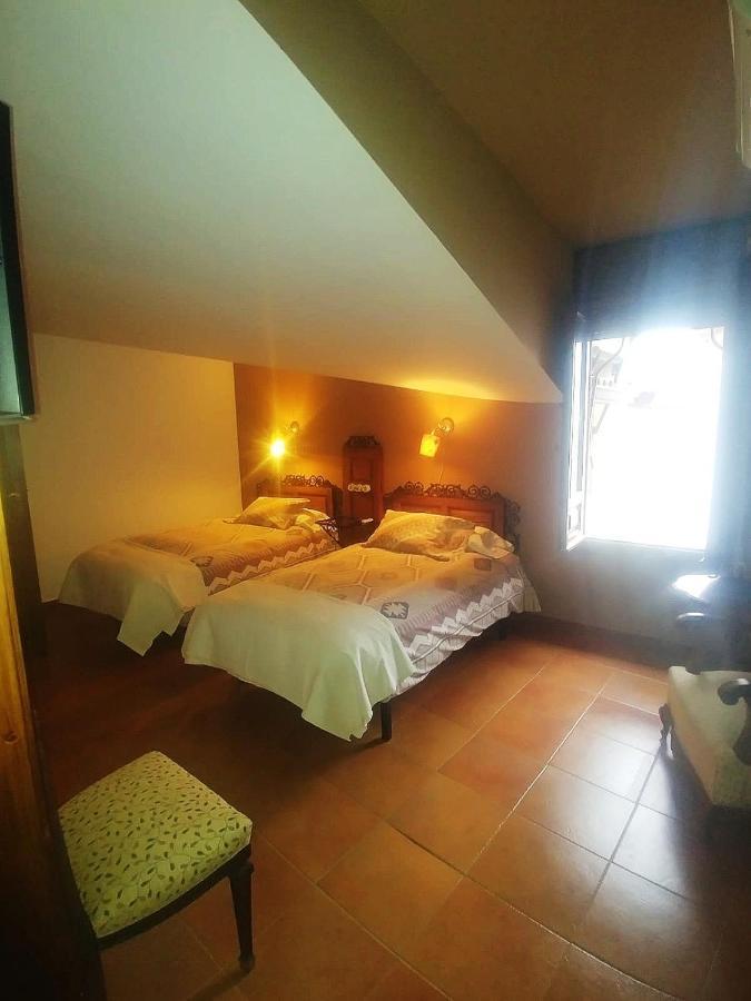 La Troje Oropesana Country house *