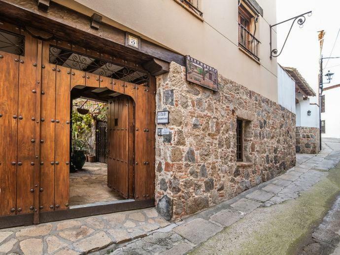 La Troje Oropesana Casa de Campo *